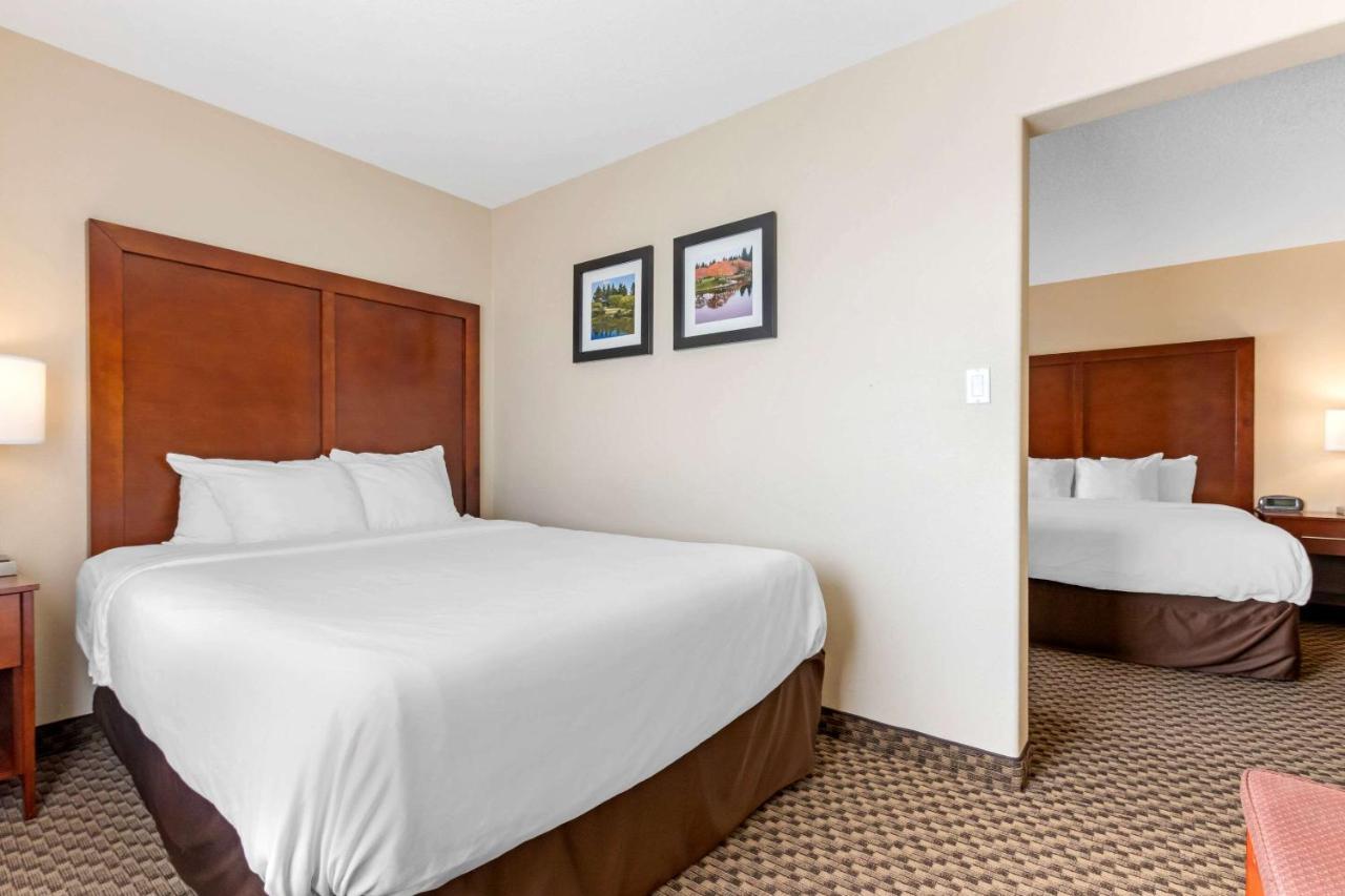 Comfort Inn Lethbridge Esterno foto